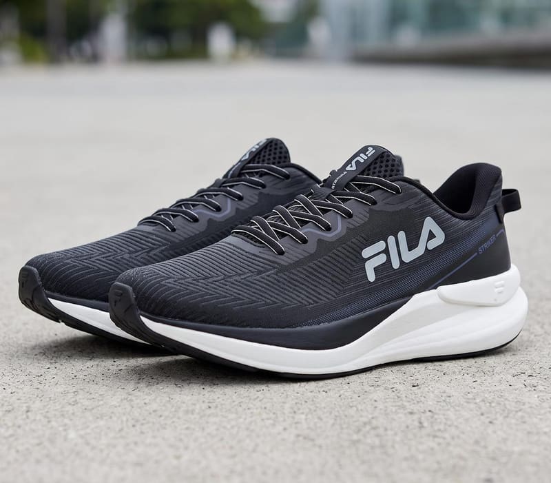 Tenis Fila Striker Masculino Preto Azul SFK 0671 118 43