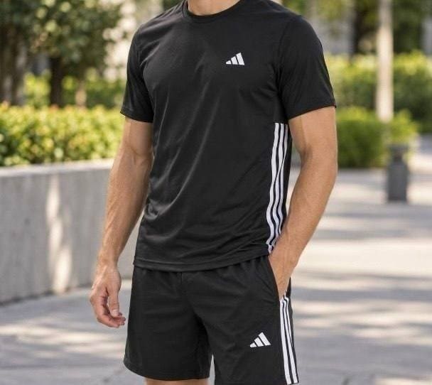 Camiseta Adidas We Base Masculina Preto Branco